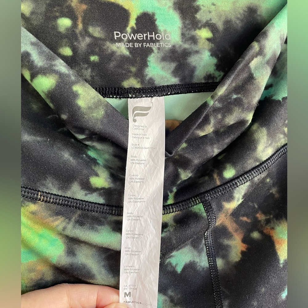 Fabletics Power Hold Black and Green Tie Dye Crop Leggings Size M - Picture 4 of 4